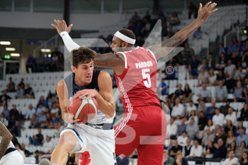 2019-09-25 - Tommaso Laquintana (8) Germani Basket Brescia a rimbalzo. - GERMANI BASKET BRESCIA VS GRISSIN BON REGGIO EMILIA - ITALIAN SERIE A - BASKETBALL