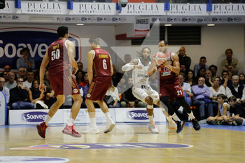2019-11-03 - Difesa palla di J. L. Chappel (Umana Reyer Basket Venezia) - HAPPY CASA BRINDISI VS UMANA REYER VENEZIA - ITALIAN SERIE A - BASKETBALL