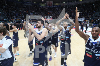 2019-11-03 - LÕesultanza della Germani basket Brescia per la vittoria sulla  Fortitudo Pompea Bologna - FORTITUDO BOLOGNA VS GERMANI BASKET BRESCIA - ITALIAN SERIE A - BASKETBALL