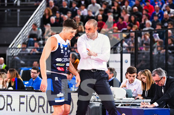 2019-12-22 - Vincenzo ESPOSITO coach (Germani Basket Brescia) e Tommaso LAQUINTANA play (Germani Basket Brescia) - VIRTUS ROMA VS GERMANI BRESCIA - ITALIAN SERIE A - BASKETBALL