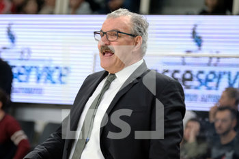 2020-01-01 - Romeo Sacchetti - Head Coach - Vanoli Basket Cremona - ITALIAN SERIE A BASKETBALL SEASON 2019/20 - ITALIAN SERIE A - BASKETBALL