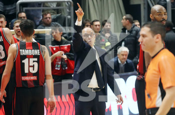 2020-01-26 - Attilio Caja allenatore Openjobmetis Varese  - FORTITUDO BOLOGNA VS OPENJOBMETIS VARESE - ITALIAN SERIE A - BASKETBALL