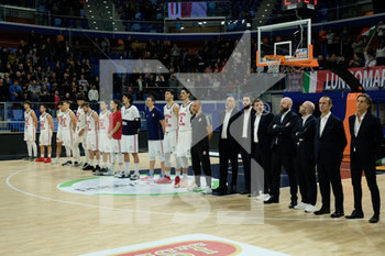 2020-02-15 - Formazione Urania Milano schierata nel pre-partita. - URANIA MILANO VS TEZENIS VERONA - ITALIAN SERIE A2 - BASKETBALL