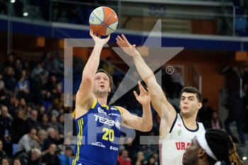 2020-02-15 - Tiro ad una mano di Guido Rosselli (20) Tezenis Verona - URANIA MILANO VS TEZENIS VERONA - ITALIAN SERIE A2 - BASKETBALL