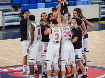 2021-01-09 - Bossi, Raivo e Compagni dell'Urania Milano festeggiano la vittoria sul Torino Basket - URANIA BASKET VS BASKET TORINO - ITALIAN SERIE A2 - BASKETBALL