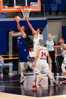 2021-01-13 - Candussi  (Scaligera Tezenis Basket Verona)  - URANIA MILANO VS SCALIGERA VERONA - ITALIAN SERIE A2 - BASKETBALL