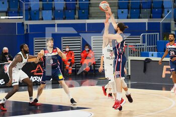 2021-01-23 - Luca Cesana (Assigeco Piacenza Basket) ostacolato da Bossi (Urania Basket Milano)  - URANIA MILANO VS ASSIGECO PIACENZA - ITALIAN SERIE A2 - BASKETBALL