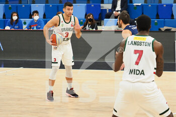 2021-01-23 - Bossi (Urania Basket Milano) chiede il blocco al compagno Wayne Langstone - URANIA MILANO VS ASSIGECO PIACENZA - ITALIAN SERIE A2 - BASKETBALL