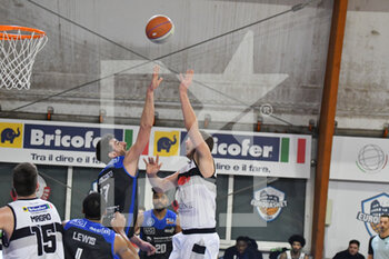 2021-02-10 - Janko Cepic (Eurobasket) al tiro - EUROBASKET ROMA VS BENACQUISTA LATINA - ITALIAN SERIE A2 - BASKETBALL