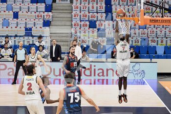 2021-05-01 - Wayne Langstone (Urania Basket Milano) a canestro  - URANIA MILANO VS TOP SECRET FERRA - ITALIAN SERIE A2 - BASKETBALL
