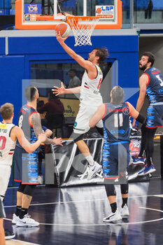 2021-05-01 - Tommaso Raspino (Urania Basket Milano) a canestro  - URANIA MILANO VS TOP SECRET FERRA - ITALIAN SERIE A2 - BASKETBALL