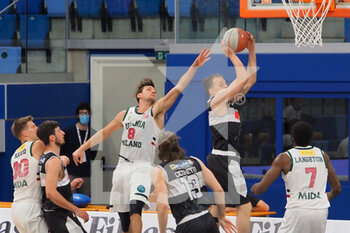 2021-05-12 - Janko Cepic (Atlante Eurobasket Roma)  contrastato da Tommaso Raspino (Urania Basket Milano)  - URANIA MILANO VS ATLANTE EUROBASKET ROMA - ITALIAN SERIE A2 - BASKETBALL