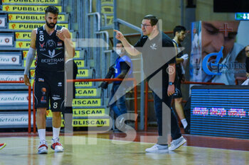 2021-06-10 - Coach Ramondino(Derthona Basket) - EUROBASKET ROMA VS BERTRAM TORTONA - ITALIAN SERIE A2 - BASKETBALL