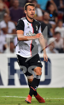2019-08-17 - Aaron James Ramsey della Juventus in azione - AMICHEVOLE 2019 - TRIESTINA VS JUVENTUS - FRIENDLY MATCH - SOCCER