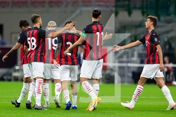 2020-09-05 - Davide Calabria (AC Milan) festeggia dopo il gol con i compagni - MILAN VS MONZA - FRIENDLY MATCH - SOCCER
