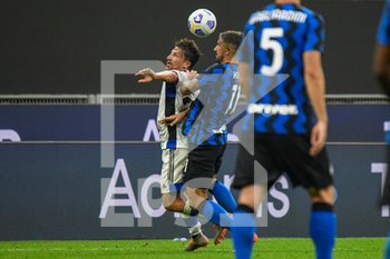 2020-09-19 - Gaetano Masucci (Pisa) subusce fallo da Aleksandar Kolarov (Inter) - INTER VS PISA - FRIENDLY MATCH - SOCCER