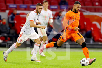 2020-11-11 - Koke of Spain, Memphis Depay of The Netherlands during the International Friendly football match between Netherlands and Spain on november 11, 2020 at Johan Cruijff Arena in Amsterdam, Netherlands - Photo Marcel ter Bals / Orange Pictures / DPPI - FRIENDLY FOOTBALL MATCH BETWEEN NETHERLANDS AND SPAIN - FRIENDLY MATCH - SOCCER