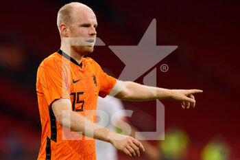 2020-11-11 - Davy Klaassen of The Netherlands during the International Friendly football match between Netherlands and Spain on november 11, 2020 at Johan Cruijff Arena in Amsterdam, Netherlands - Photo Marcel ter Bals / Orange Pictures / DPPI - FRIENDLY FOOTBALL MATCH BETWEEN NETHERLANDS AND SPAIN - FRIENDLY MATCH - SOCCER