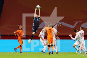 2020-11-11 - Goalkeeper Unai Simon of Spain during the International Friendly football match between Netherlands and Spain on november 11, 2020 at Johan Cruijff Arena in Amsterdam, Netherlands - Photo Marcel ter Bals / Orange Pictures / DPPI - FRIENDLY FOOTBALL MATCH BETWEEN NETHERLANDS AND SPAIN - FRIENDLY MATCH - SOCCER