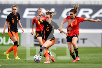2021-04-09 - Jill Roord of Netherlands and Mariona Caldentey of Spain during the Women's International Friendly football match between Spain and Netherlands on April 9, 2021 at Estadio Municipal de Marbella in Marbella, Spain - Photo Pablo Morano / Orange Pictures / DPPI - WOMEN'S INTERNATIONAL FRIENDLY FOOTBALL MATCH - SPAIN VS NETHERLANDS - FRIENDLY MATCH - SOCCER
