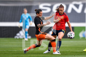 2021-04-09 - Sherida Spitse of Netherlands and Alexia Putellas Segura of Spain during the Women's International Friendly football match between Spain and Netherlands on April 9, 2021 at Estadio Municipal de Marbella in Marbella, Spain - Photo Pablo Morano / Orange Pictures / DPPI - WOMEN'S INTERNATIONAL FRIENDLY FOOTBALL MATCH - SPAIN VS NETHERLANDS - FRIENDLY MATCH - SOCCER