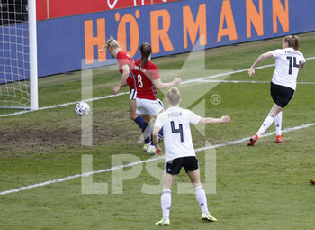 2021-04-13 - Laura Freigang of Germany scores a goal 1-1 during the International Women's Friendly football match between Germany and Norway on April 13, 2021 at Brita-Arena in Wiesbaden, Germany - Photo Heiko Becker / firo Sportphoto / DPPI - AMICHEVOLE NAZIONALE FEMMINILE 2021 - GERMANIA VS NORVEGIA - FRIENDLY MATCH - SOCCER