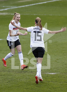 2021-04-13 - Laura Freigang of Germany celebrates her goal 1-1 with Tabea Wassmuth during the International Women's Friendly football match between Germany and Norway on April 13, 2021 at Brita-Arena in Wiesbaden, Germany - Photo Heiko Becker / firo Sportphoto / DPPI - AMICHEVOLE NAZIONALE FEMMINILE 2021 - GERMANIA VS NORVEGIA - FRIENDLY MATCH - SOCCER