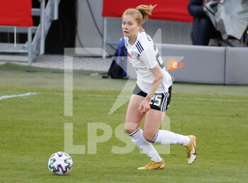 2021-04-13 - Sjoeke Nuesken of Germany during the International Women's Friendly football match between Germany and Norway on April 13, 2021 at Brita-Arena in Wiesbaden, Germany - Photo Heiko Becker / firo Sportphoto / DPPI - AMICHEVOLE NAZIONALE FEMMINILE 2021 - GERMANIA VS NORVEGIA - FRIENDLY MATCH - SOCCER