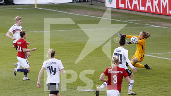 2021-04-13 - Paulina Krumbiegel of Germany scores the 3-1 goal, Cecilie Fiskerstrand of Norway during the International Women's Friendly football match between Germany and Norway on April 13, 2021 at Brita-Arena in Wiesbaden, Germany - Photo Heiko Becker / firo Sportphoto / DPPI - AMICHEVOLE NAZIONALE FEMMINILE 2021 - GERMANIA VS NORVEGIA - FRIENDLY MATCH - SOCCER