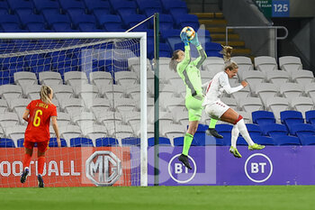 2021-04-13 - Wales Laura O'Sullivan (1) saves from Denmark Caroline?Moller (21) during the International Women's Friendly football match between Wales and Denmark on April 13, 2021 at the Cardiff City Stadium in Cardiff, Wales - Photo Dan Minto / ProSportsImages / DPPI - AMICHEVOLE FEMMINILE 2021 - GALLES VS DANIMARCA - FRIENDLY MATCH - SOCCER