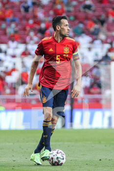 2021-06-04 - Sergio Busquets of Spain during the international friendly football match between Spain and Portugal on june 4, 2021 at Wanda Metropolitano stadium in Madrid, Spain - Photo Irina R Hipolito / Spain DPPI / DPPI - FRIENDLY FOOTBALL MATCH 2021 BETWEEN SPAIN VS PORTUGAL - FRIENDLY MATCH - SOCCER