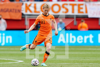 2021-06-06 - Frenkie de Jong of the Netherlands during the International Friendly football match between Netherlands and Georgia on June 6, 2021 at FC Twente Stadion in Enschede, Netherlands - Photo Andre Weening / Orange Pictures / DPPI - 2021 FRIENDLY GAME - NETHERLANDS VS GEORGIA - FRIENDLY MATCH - SOCCER