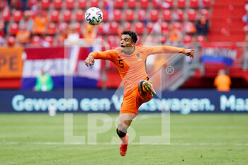 2021-06-06 - Owen Wijndal of the Netherlands during the International Friendly football match between Netherlands and Georgia on June 6, 2021 at FC Twente Stadion in Enschede, Netherlands - Photo Andre Weening / Orange Pictures / DPPI - 2021 FRIENDLY GAME - NETHERLANDS VS GEORGIA - FRIENDLY MATCH - SOCCER