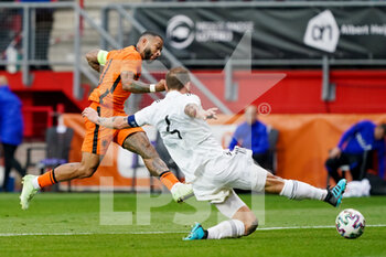 2021-06-06 - Memphis Depay of the Netherlands and Guram Kashia of Georgia during the International Friendly football match between Netherlands and Georgia on June 6, 2021 at FC Twente Stadion in Enschede, Netherlands - Photo Andre Weening / Orange Pictures / DPPI - 2021 FRIENDLY GAME - NETHERLANDS VS GEORGIA - FRIENDLY MATCH - SOCCER