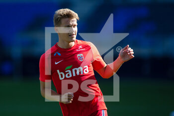 2021-06-06 - Martin Odegaard of Norway warms up during the international friendly football match between Norway and Greece on June 6, 2021 at La Rosaleda Stadium in Malaga, Spain - Photo Joaquin Corchero / Spain DPPI / DPPI - 2021 FRIENDLY GAME - NORWAY VS GREECE - FRIENDLY MATCH - SOCCER