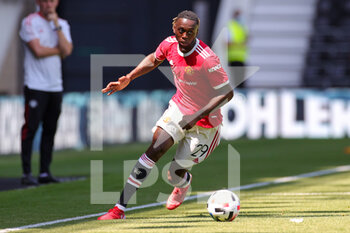 2021-07-18 - Aaron Wan-Bissaka (29) of Manchester United during the Pre-Season Friendly football match between Derby County and Manchester United on July 18, 2021 at the Pride Park in Derby, England - Photo Nigel Keene / ProSportsImages / DPPI - FRIENDLY MATCH BETWEEN DERBY COUNTY AND MANCHESTER UNITED  - FRIENDLY MATCH - SOCCER