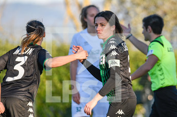 2020-02-07 - Julia Molin (S) si congratula con Daniela Sabatino (S) per il gol del 2 a 1 - FLORENTIA S. GIMIGNANO VS SASSUOLO  - WOMEN ITALIAN CUP - SOCCER