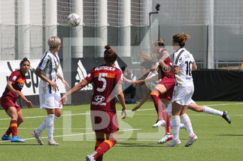 2021-04-25 - Il gol di Sofie Junge Pedersen (Juventus Women) - SEMIFINALE FEMMINILE - JUVENTUS FC VS AS ROMA - WOMEN ITALIAN CUP - SOCCER