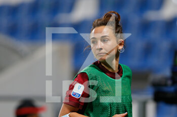 2021-05-30 - Tecla Pettenuzzo (AS Roma) warming up on the sideline - FINALE - MILAN VS ROMA - WOMEN ITALIAN CUP - SOCCER