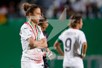 2021-05-30 - Linda Tucceri Cimini (AC Milan) with the 2nd place medal - FINALE - MILAN VS ROMA - WOMEN ITALIAN CUP - SOCCER