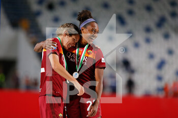 2021-05-30 - Linari and Allyson Swaby (AS Roma) celebrating - FINALE - MILAN VS ROMA - WOMEN ITALIAN CUP - SOCCER