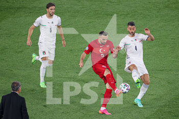 2021-06-11 - Kenan Karaman of Turkey, Leonardo Spinazzola of Italy during the UEFA Euro 2020, Group A, football match between Turkey and Italy on June 11, 2021 at Stadio Olimpico in Rome, Italy - Photo Orange Pictures / DPPI - UEFA EURO 2020, GROUP A, FOOTBALL MATCH - TURKEY VS ITALY - UEFA EUROPEAN - SOCCER