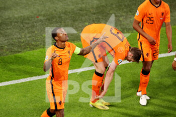 2021-06-14 - Georginio Wijnaldum of the Netherlands celebrates after his goal during the UEFA Euro 2020, Group C football match between Netherlands and Ukraine on June 13, 2021 at the Johan Cruijff ArenA in Amsterdam, Netherlands - Photo Marcel ter Bals / Orange Pictures / DPPI - UEFA EURO 2020, GROUP C FOOTBALL - NETHERLANDS VS UKRAINE - UEFA EUROPEAN - SOCCER