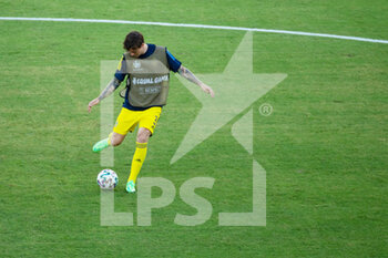 2021-06-14 - Victor Lindelof of Sweden warms up during the UEFA EURO 2020, Group E football match between Spain and Sweden on June 14, 2021 at La Cartuja stadium in Seville, Spain - Photo Joaquin Corchero / Spain DPPI / DPPI - UEFA EURO 2020, GROUP E - SPAIN VS SWEDEN - UEFA EUROPEAN - SOCCER