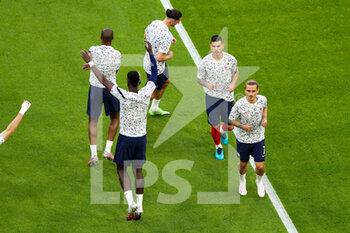 2021-06-15 - Benjamin Pavard of France, Antoine Griezmann of France warm up during the UEFA Euro 2020, Group F football match between France and Germany on June 15, 2021 at Allianz Arena in Munich, Germany - Photo Andre Weening / Orange Pictures / DPPI - UEFA EURO 2020, GROUP F - FRANCE VS GERMANY - UEFA EUROPEAN - SOCCER