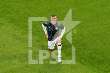2021-06-15 - Toni Kroos of Germany warms up during the UEFA Euro 2020, Group F football match between France and Germany on June 15, 2021 at Allianz Arena in Munich, Germany - Photo Andre Weening / Orange Pictures / DPPI - UEFA EURO 2020, GROUP F - FRANCE VS GERMANY - UEFA EUROPEAN - SOCCER
