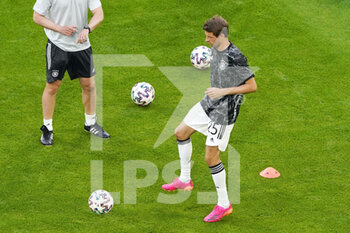 2021-06-15 - Thomas Muller of Germany warms up during the UEFA Euro 2020, Group F football match between France and Germany on June 15, 2021 at Allianz Arena in Munich, Germany - Photo Andre Weening / Orange Pictures / DPPI - UEFA EURO 2020, GROUP F - FRANCE VS GERMANY - UEFA EUROPEAN - SOCCER
