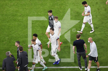 2021-06-15 - Players of Germany at the final whistle during the UEFA Euro 2020, Group F football match between France and Germany on June 15, 2021 at Allianz Arena in Munich, Germany - Photo Jurgen Fromme / firo sportphoto / DPPI - UEFA EURO 2020, GROUP F - FRANCE VS GERMANY - UEFA EUROPEAN - SOCCER