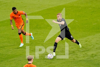 2021-06-17 - Patrick van Aanholt of the Netherlands and Konrad Laimer of Austria during the UEFA Euro 2020, Group C football match between Netherlands and Austria on June 17, 2021 at the Johan Cruijff ArenA in Amsterdam, Netherlands - Photo Andre Weening / Orange Pictures / DPPI - UEFA EURO 2020, GROUP C - NETHERLANDS VS AUSTRIA - UEFA EUROPEAN - SOCCER