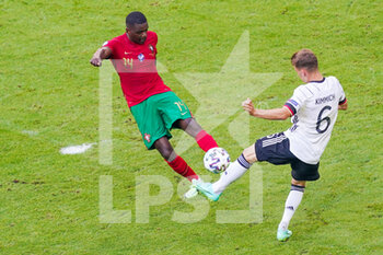 2021-06-19 - William Carvalho of Portugal, Joshua Kimmich of Germany during the UEFA Euro 2020, Group F football match between Portugal and Germany on June 19, 2021 at Allianz Arena in Munich, Germany - Photo Andre Weening / Orange Pictures / DPPI - UEFA EURO 2020, GROUP F - PORTUGAL VS GERMANY - UEFA EUROPEAN - SOCCER